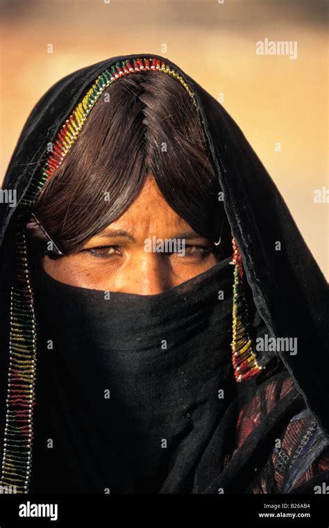 Bedouin Woman Egypt Northern Africa Stock Photo Alamy