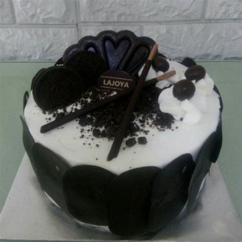 Kue Ulang Tahun Birthday Cake Anniversary Bolu Khitan Bolu Enak