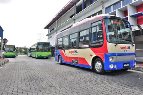 rapidkl gives hino poncho minibus trial run on two klang valley routes