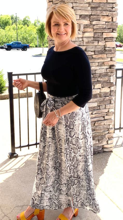 Old Lululemon Skirt Styles For Women Over 50