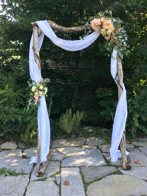 Dreamy Wedding Arbor With Dahlias Roses Garden Roses Eucalyptus