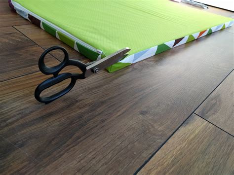 Strapazierfähiges naturmaterial, weich und bequem. DIY IKEA Sitzbankauflage VISSLA im neuen Design ...