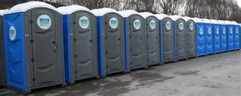 These trailers may have 2 to 20 bathroom stalls requiring power connection to juice up the hydraulics system and the alternate current for lights. Get Low Rates on Porta Potties & Portable Toilet Rentals ...