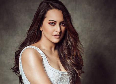 Sonakshi Sinha On Being Trolled For Not Knowing A Question Related To