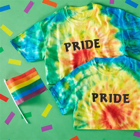 Diy Pride Rainbow Tie Dye T Shirt Pride Ideas Michaels