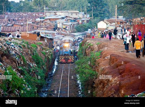 Train In The Kibera Slums Nairobi Kenya Stock Photo Alamy