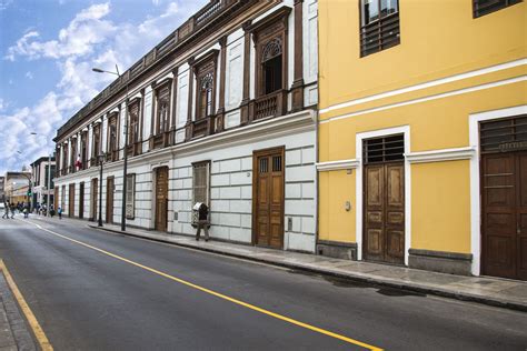 Calles De Lima Perú