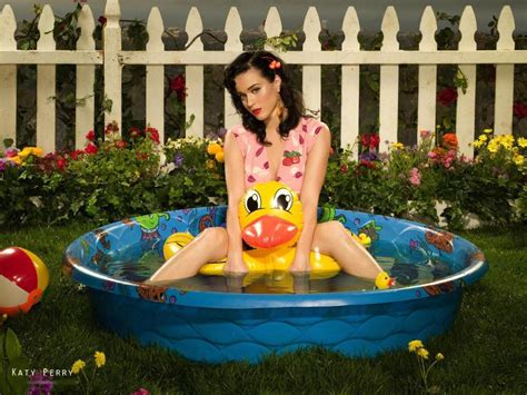 Katy Perry Queen Of Pop Wallpapers Taste Wallpapers