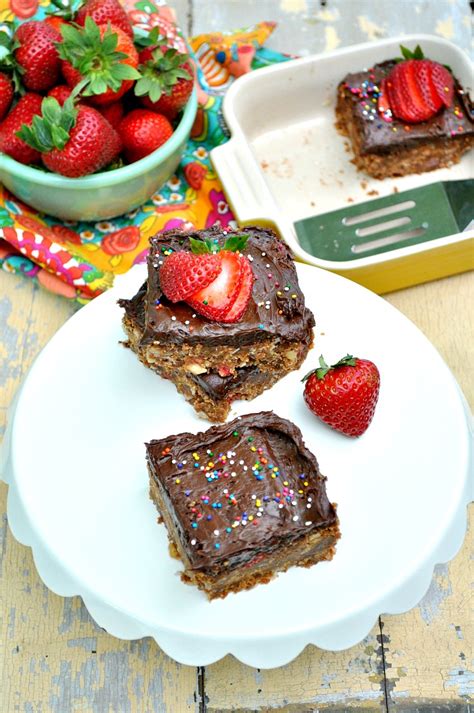 Start collecting recipes for summer desserts, like pie crust, that call for canola oil or vegetable oil instead of shortening or butter. Summer Dessert Recipe: No-Bake Chocolate Strawberry Bars ...
