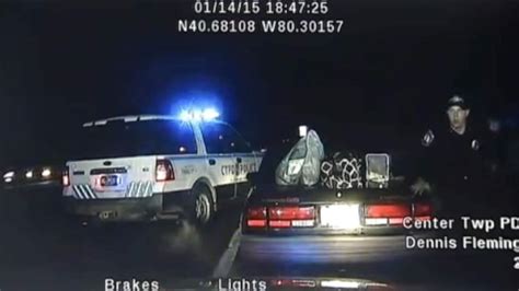 Handcuffed Woman Steals Police Car Leads Chase The Washington Post