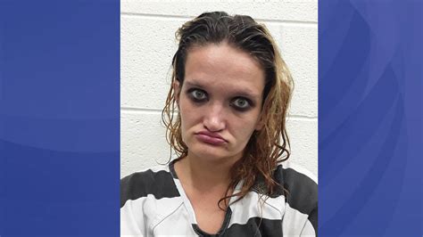 Ohio Woman Accused Of Running Naked Pulling Fire Alarms In Tennessee