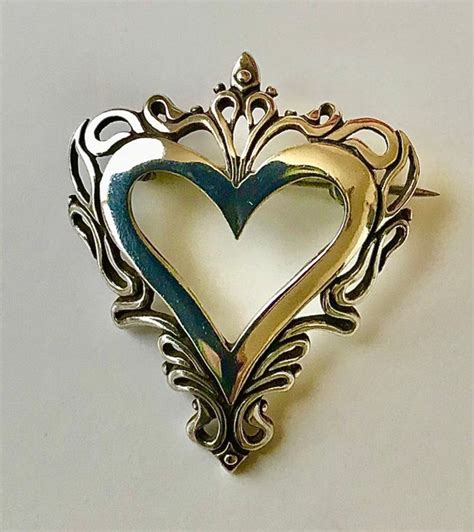 Vintage Heart Brooch Silver Gem