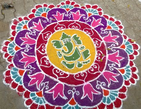It gives so much pleasure to see the lovely and colorful rangoli outside every. Kolangal: Margazhi Kolam Contest 2014 at Chidambaram