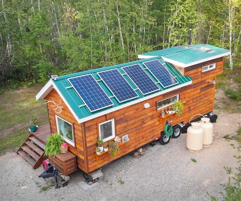Living Off Grid In Her Tiny House In Northern Canada Off Grid Tiny
