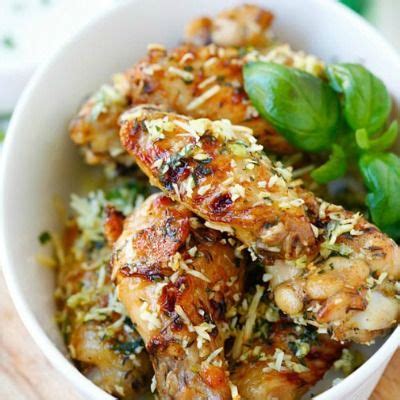 Bring to a simmer and cook for 5 minutes, stirring occasionally, until sauce is slightly thickened. Baked Parmesan Garlic Chicken Wings | SimpleRecipesClub ...