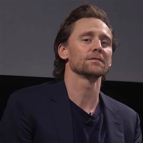 Thomas William Hiddleston Tom Hiddleston Thorki Man Thing Marvel