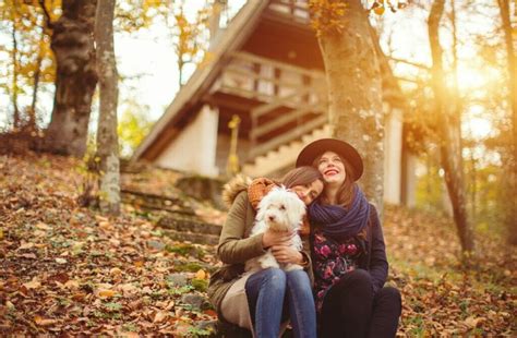 Why A Lesbian Real Estate Agent Could Be Your Best Bet When Buying A Home