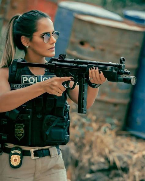 Brazilian Policewoman Mulher Policial Mulher Mulheres Militares