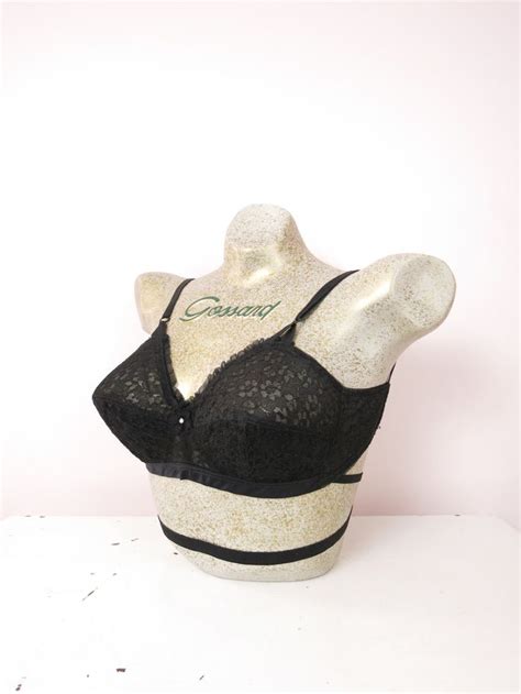 1950s vintage black lace low back bra size 32c by isabellasvintage on etsy