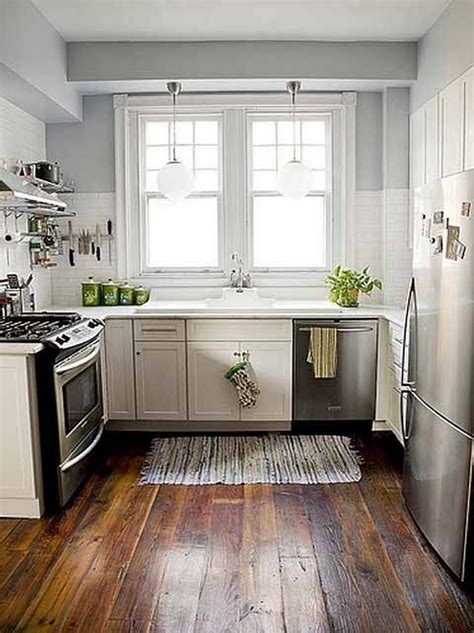 40 Shining Kitchen Remodel Ideas To Make A Small Kitchen Look Bigger