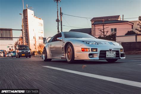 A Cruiser A Bruiser The Z Fairlady Z Done Two Ways Speedhunters