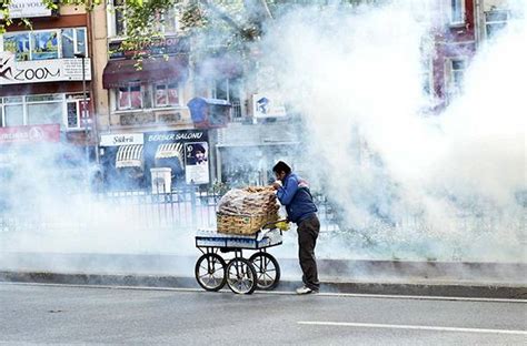 Turkey Police Fire Tear Gas To Block May Day Protesters In Istanbul