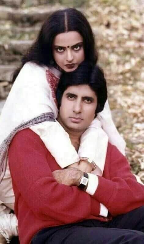 For Whom Does Rekha Still Apply Sindoor Is It For Amitabh Bachchan Or