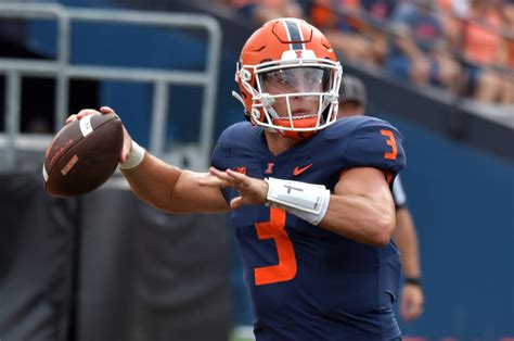 Illinois Football Tommy Devito Re Defining The Typical Illini
