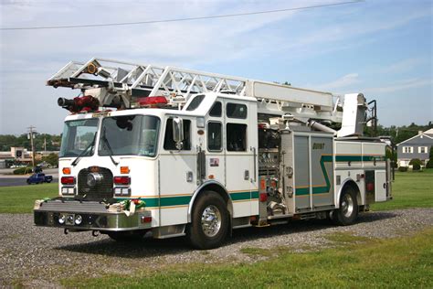 Used Fire Ladder Trucks And Aerials For Sale Command Fire Apparatus