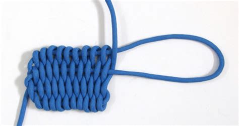 But if you have given using this item a thought, you'd be glad to know that the range of an average projectile shot using the sling is more than that of a bow. Braided/woven rock sling - Paracord guild