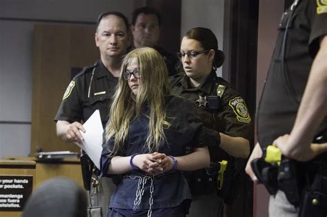 Wisconsin Girl Charged In Slenderman Stabbing Found Not Competent To Stand Trial New York