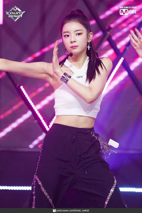 Posted in itzy by twiceupanda. 190214 ITZY Lia - 'Dalla Dalla' Debut Stage at M Countdown ...