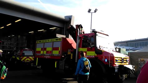derbyshire fire and rescue unimog responding youtube