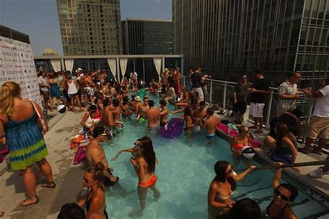 Theres A Lollapalooza Rooftop Pool Party And Youre Invited Racked