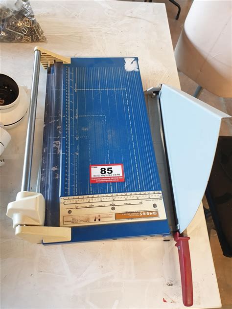 Paper Guillotines Quantity Of 2