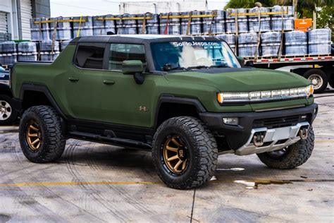 Soflo Customs Debuts Worlds First Kevlar Coated Lifted Custom