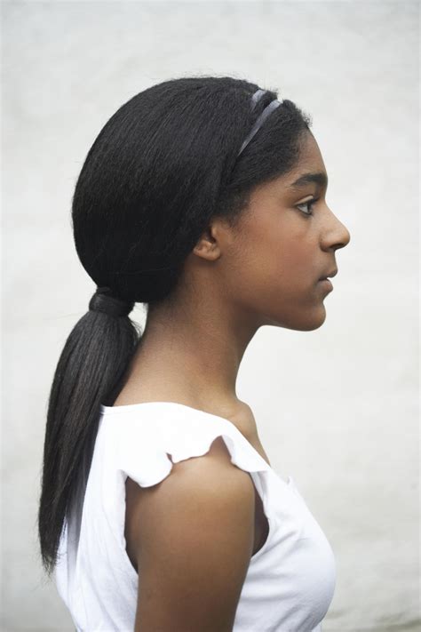 This hairstyle looks so sophisticated, but it's also super easy to do. Weave Hairstyles For 13 Year Olds Black Girls - hairstyles ...