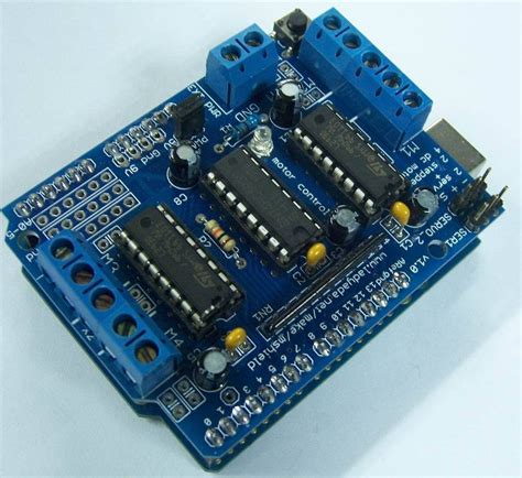 Istoric Cercetaș Obține Controlul Arduino Stepper Motor Driver Shield