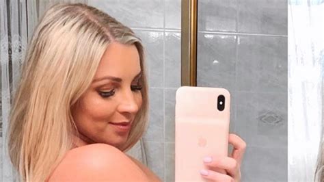 Instagram Model Shares ‘real’ Naked Photos Of Before And After Pregnancy The Courier Mail