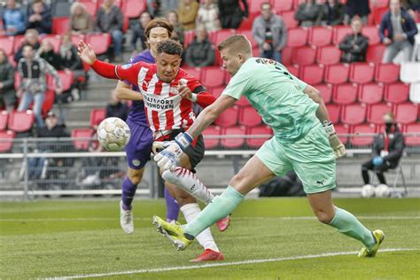 Match will take place on stadium koning willem ii stadion, which has capacity 14,500 seats. PSV - FC Groningen foto - FCUpdate.nl