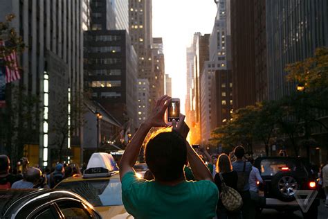 Views From Manhattanhenge New York Citys Coolest Sunset Of The Year