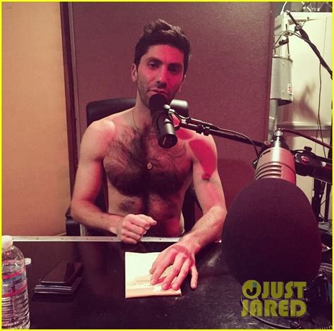 Catfish S Nev Schulman Is Selling His Chest Hair For Charity Photo
