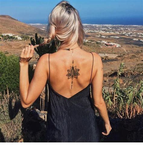 Cute Tattoo On The Back Inspiring Ladies Wingstattoosonback Tatuaże Kobiet Kobiece Tatuaże