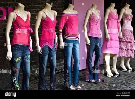Mannequins Dressed Hi Res Stock Photography And Images Alamy