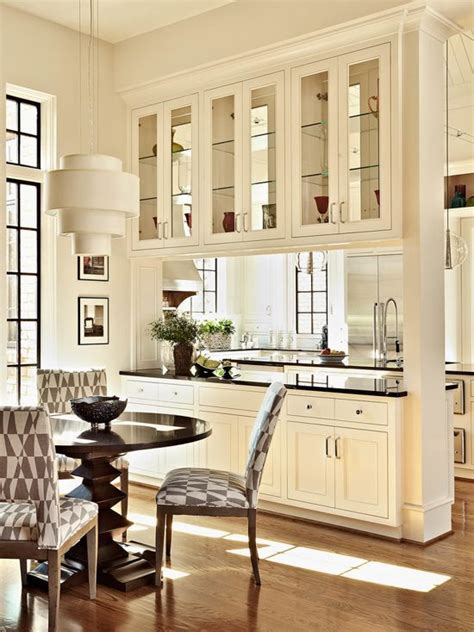 Traditional Kitchen In White Pained In Sherwin Williams Alabaster