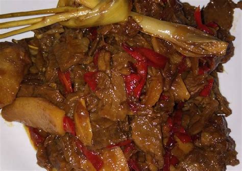 Resep semur daging sapi kecap, masakan enak yang tidak bikin ribet. Resep: Daging Sapi Bumbu Iris Lezat - Dapur Emak