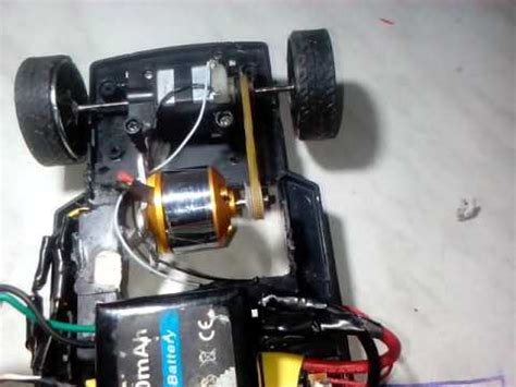 oyuncak araba motor