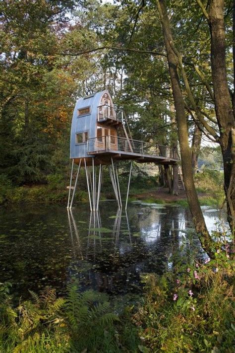 20 Awesome Treehouse With Childhood Dreams Tree House Designs