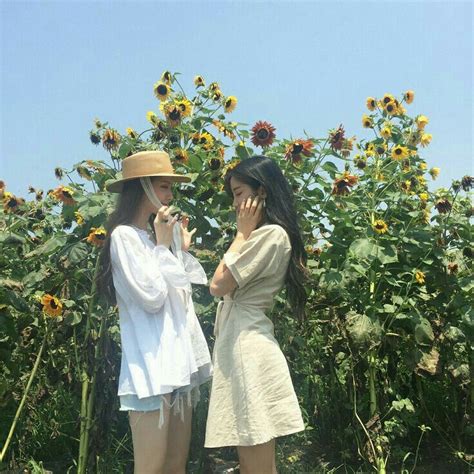 Pin By Sky On —ulzzangs Cute Lesbian Couples Ulzzang Girl Korean