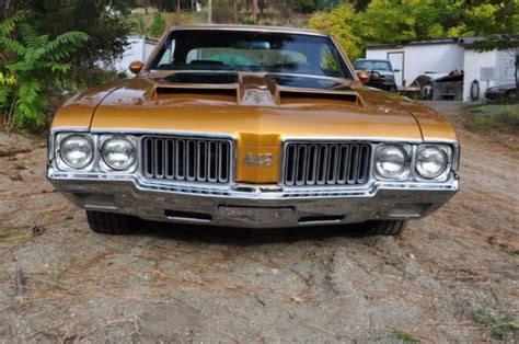 Seller Of Classic Cars 1970 Oldsmobile 442 Nugget Goldblack